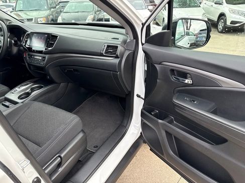 Used 2021 Honda Ridgeline Sport image 17