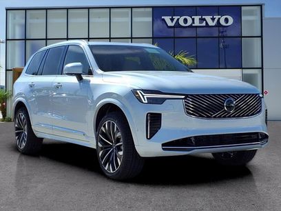 New 2026 Volvo XC90 B5 Plus w/ Protection Package Premier