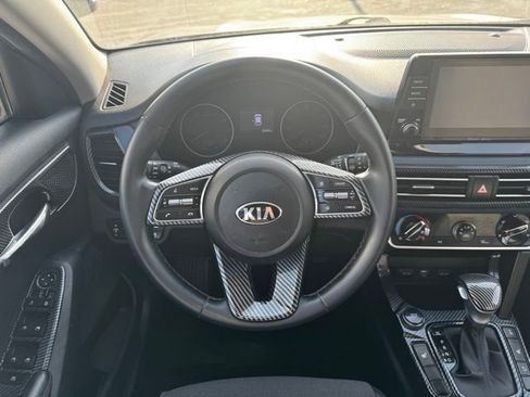 Used 2021 Kia Seltos S AWD/4WD image 12