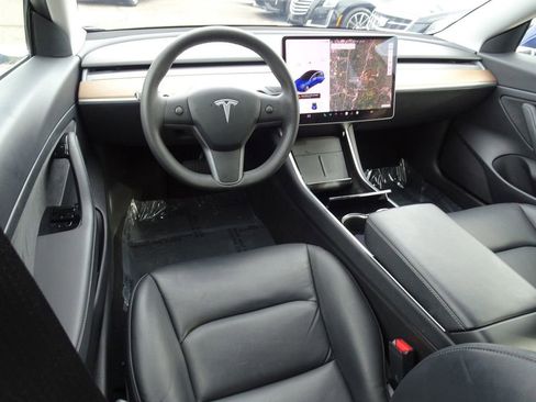 Used 2020 Tesla Model 3 image 15