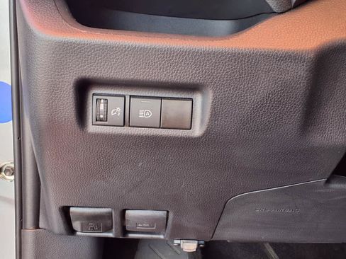 Certified 2024 Toyota RAV4 XLE AWD/4WD image 18
