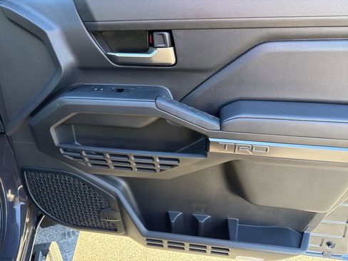 Used 2024 Toyota Tacoma TRD Off-Road w/ TRD Off Road Upgrade Package image 19