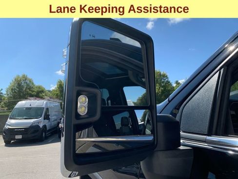 Used 2024 Chevrolet Silverado 2500 High Country image 8