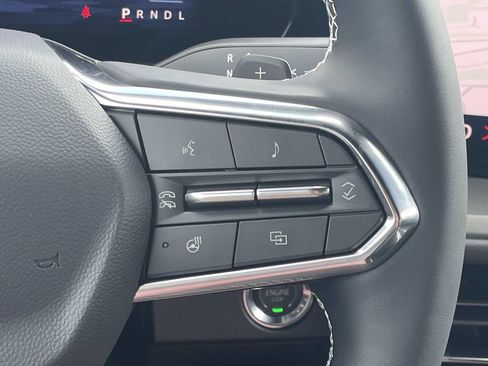 Used 2026 Chevrolet Traverse LT w/ Midnight/Sport Edition FWD image 29