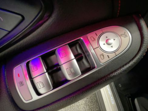 Used 2022 Mercedes-Benz GLC 43 AMG 4MATIC image 13