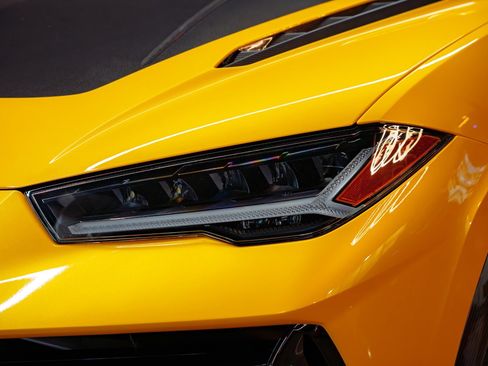 Used 2024 Lamborghini Urus Performante image 24