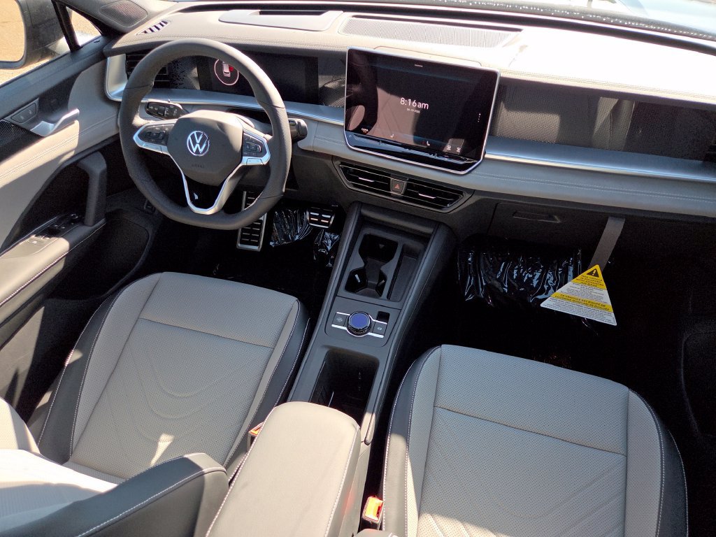 New 2026 Volkswagen Tiguan SE R-Line AWD/4WD image 15