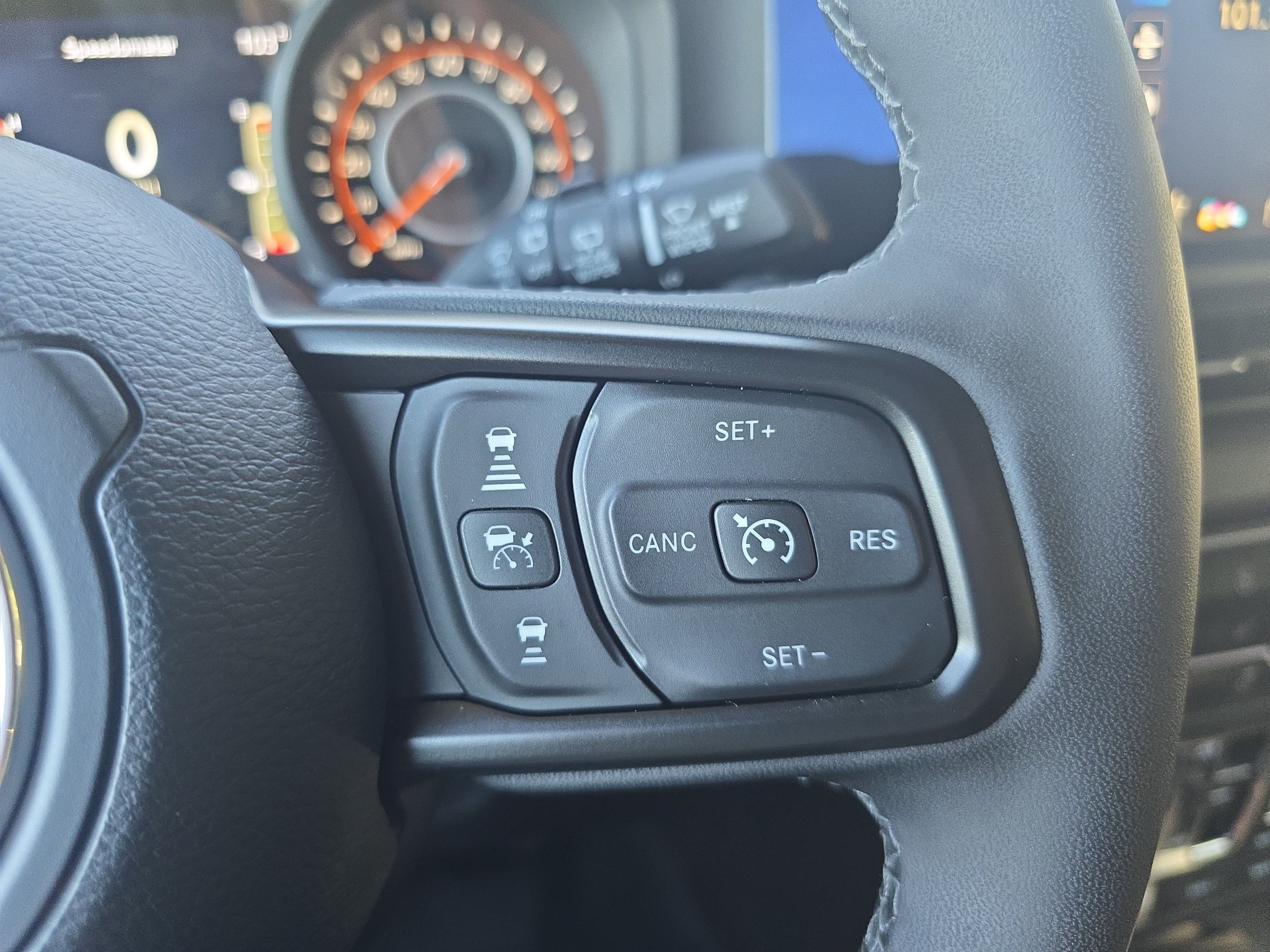 Used 2025 Jeep Wrangler Unlimited Sport AWD/4WD image 32