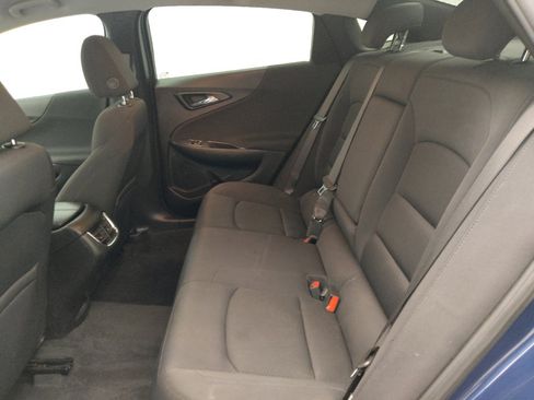 Used 2022 Chevrolet Malibu LT FWD image 18