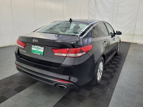 Used 2017 Kia Optima LX FWD image 9