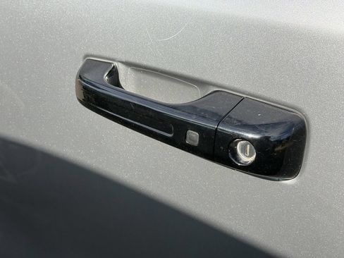 Used 2023 RAM 1500 Laramie RWD image 8