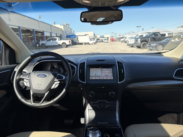 Used 2019 Ford Edge SEL w/ Equipment Group 201A FWD image 24