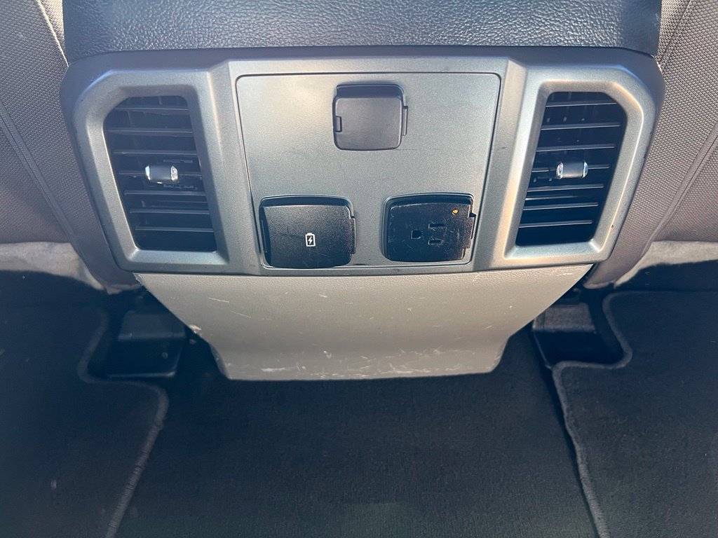 Used 2021 Ford F250 XLT w/ XLT Premium Package AWD/4WD image 24