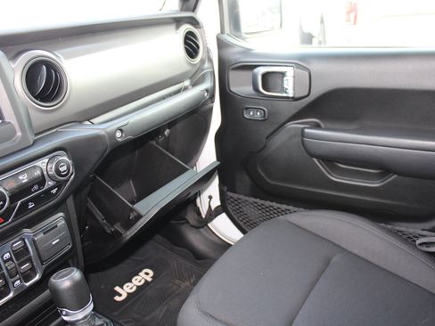 Used 2023 Jeep Gladiator Sport image 61
