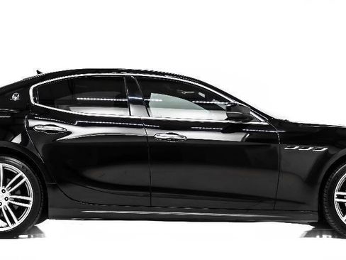 Used 2017 Maserati Ghibli image 5