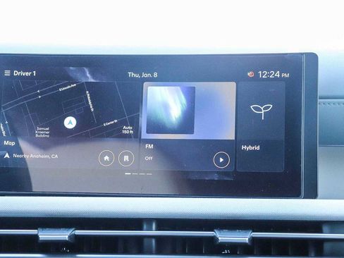 New 2025 Hyundai Tucson Limited image 17