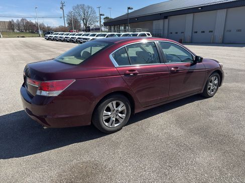 Used 2011 Honda Accord LX-P image 5