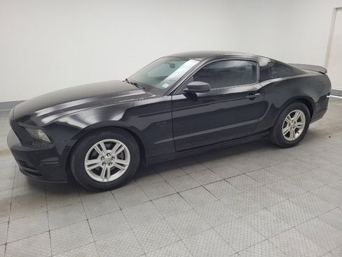 Used 2014 Ford Mustang Coupe RWD image 2