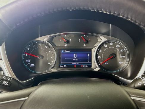 Used 2021 Chevrolet Equinox LT FWD image 12