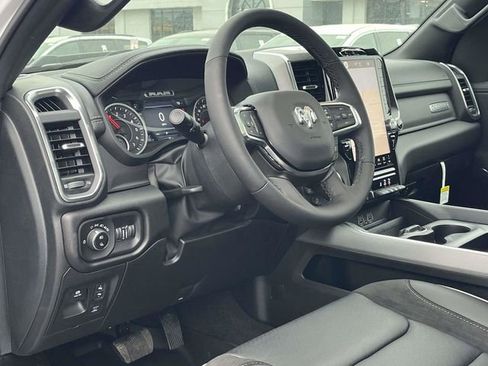 New 2026 RAM 1500 Laramie AWD/4WD image 9