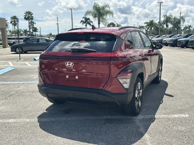Certified 2025 Hyundai Kona SEL FWD image 6