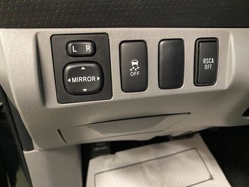 Used 2012 Toyota Tacoma 4x4 Double Cab w/ SR5 Pkg image 30