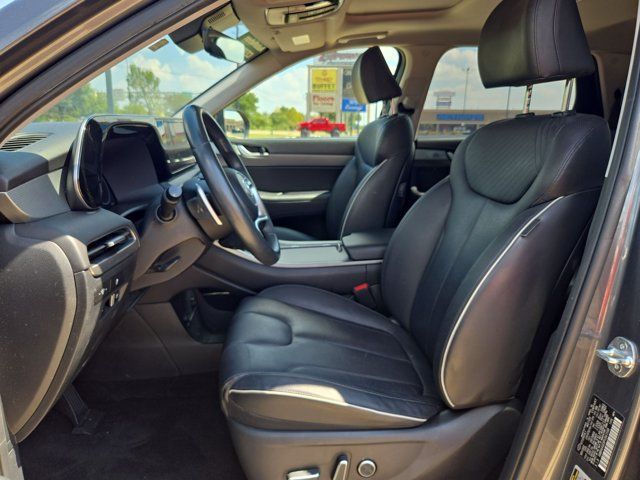 Used 2023 Hyundai Palisade SEL w/ Cargo Package FWD image 16