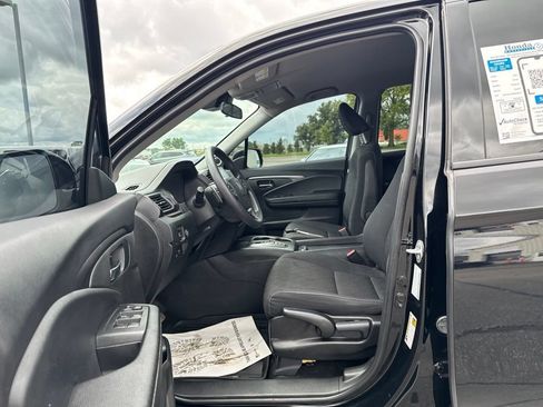 Used 2023 Honda Ridgeline Sport image 31