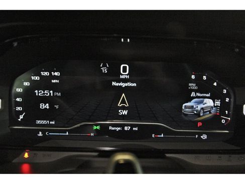 Used 2024 GMC Yukon XL Denali Ultimate AWD/4WD image 14