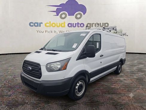 Used 2015 Ford Transit 250 130 Low Roof RWD image 1