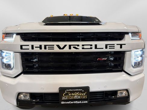 Used 2022 Chevrolet Silverado 3500 LTZ w/ LTZ Plus Package AWD/4WD image 11