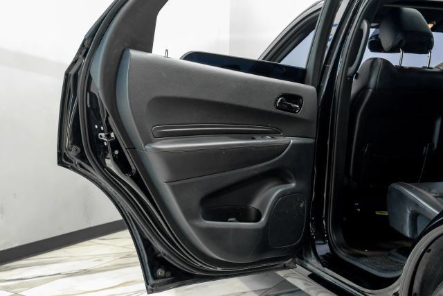 Used 2022 Dodge Durango R/T w/ Blacktop Package AWD/4WD image 58