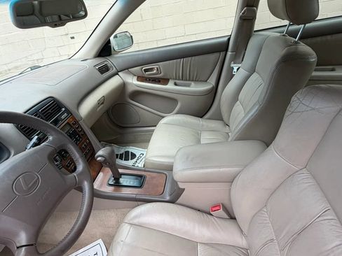 Used 2000 Lexus ES 330 FWD image 20