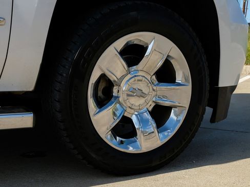 Used 2017 Chevrolet Tahoe LT w/ LT Signature Package image 56