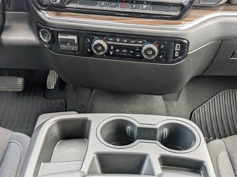 Used 2025 Chevrolet Silverado 2500 LT w/ Convenience Package AWD/4WD image 19