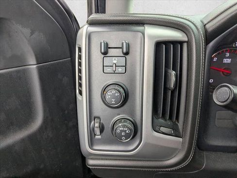 Used 2016 GMC Sierra 1500 SLE w/ SLE Value Package image 11