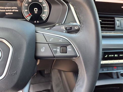 Certified 2025 Audi Q5 2.0T Premium w/ Convenience Plus Package image 17