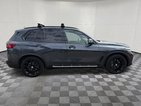 Used 2019 BMW X5 xDrive50i w/ Parking Assistance Package AWD/4WD image 9