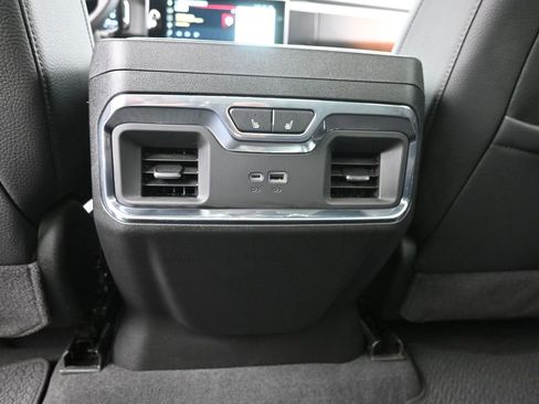 Used 2025 GMC Sierra 2500 Denali w/ Technology Package image 18