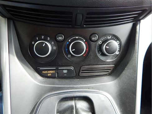 Used 2016 Ford Escape SE image 27