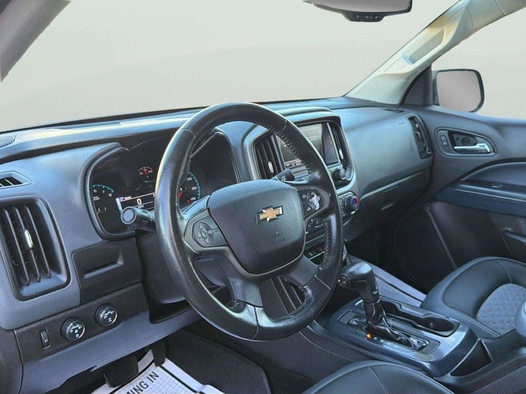 Used 2018 Chevrolet Colorado Z71 w/ Z71 Midnight Edition AWD/4WD image 14