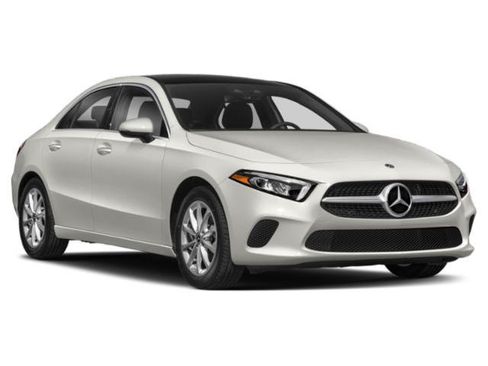 Used 2020 Mercedes-Benz A 220 image 6