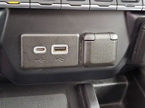 Used 2021 GMC Sierra 2500 Denali w/ Denali Ultimate Package image 29