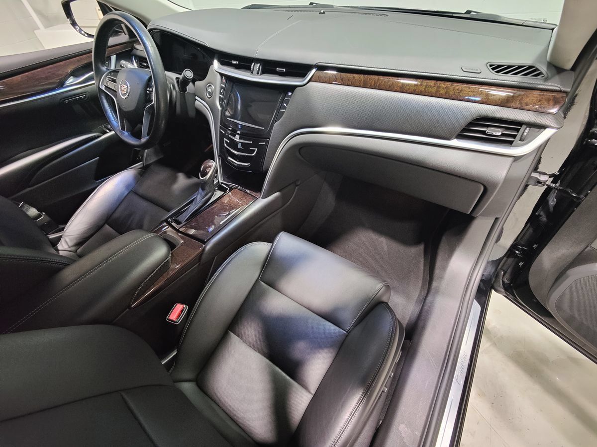 Used 2015 Cadillac XTS Luxury AWD/4WD image 11