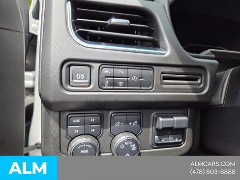 Used 2024 Chevrolet Tahoe LT w/ Luxury Package AWD/4WD image 27