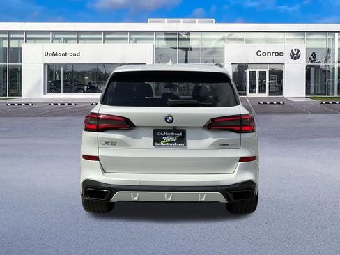 Used 2022 BMW X5 sDrive40i w/ M Sport Package RWD image 6