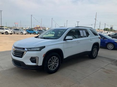 Used 2023 Chevrolet Traverse LT FWD image 40