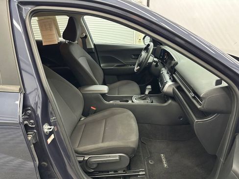 Used 2024 Hyundai Kona SEL image 14