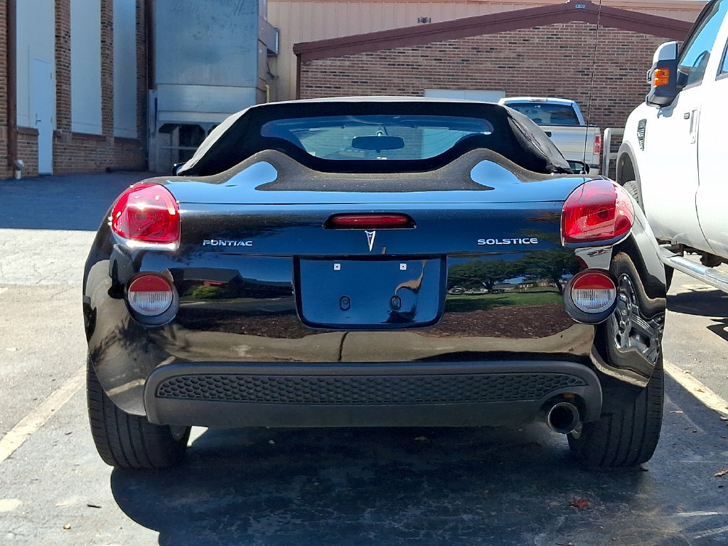 Used 2007 Pontiac Solstice Convertible w/ Premium Package RWD image 7