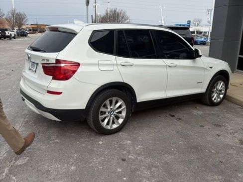 Used 2016 BMW X3 xDrive28i image 3